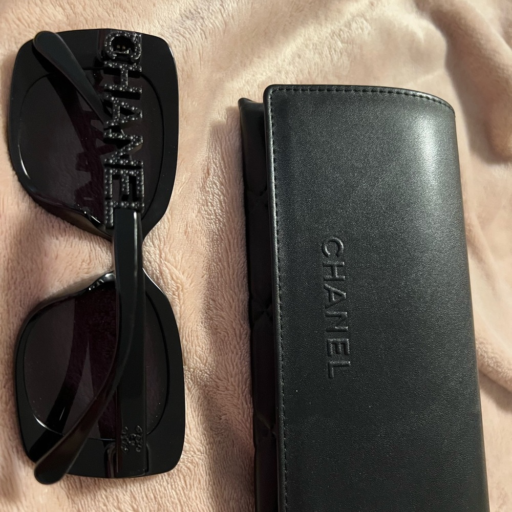 SOLD ❌❌❌❌Chanel sunglasses